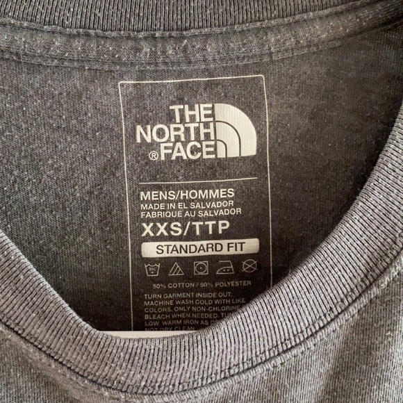 Men’s The North Face short sleeve T-shirt - Picture 3 of 4